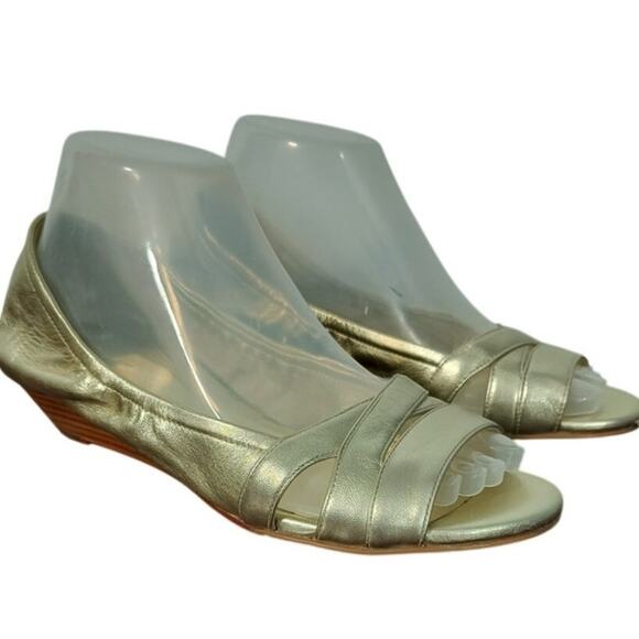 Cole Haan Air Amari Wedge Heel Women's Sz 7.5 B Metallic Gold Open Toe Shoes - Picture 2 of 16